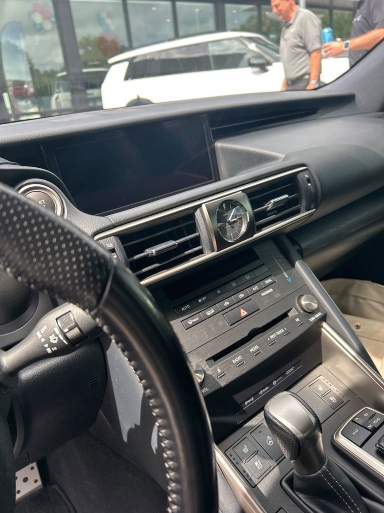 Used 2020 Lexus IS 300 F Sport w/ F Sport Package RWD image 18