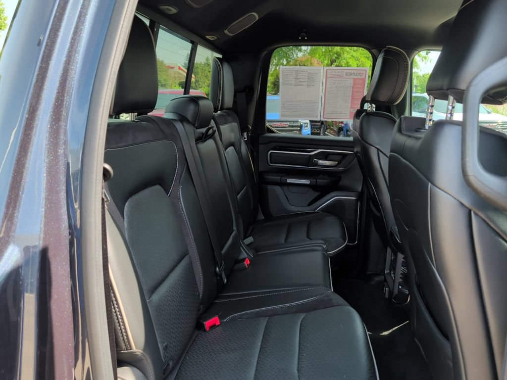 Used 2019 RAM 1500 Laramie w/ Sport Appearance Package AWD/4WD image 35