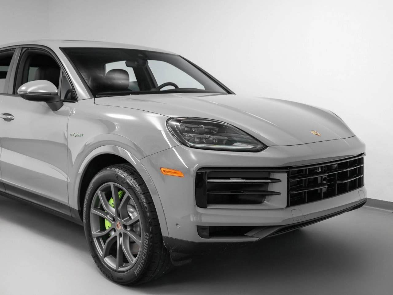 New 2025 Porsche Cayenne E-Hybrid image 93