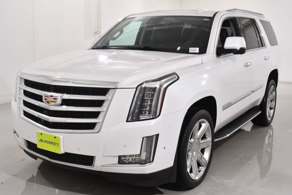 Used 2018 Cadillac Escalade Luxury AWD/4WD image 2
