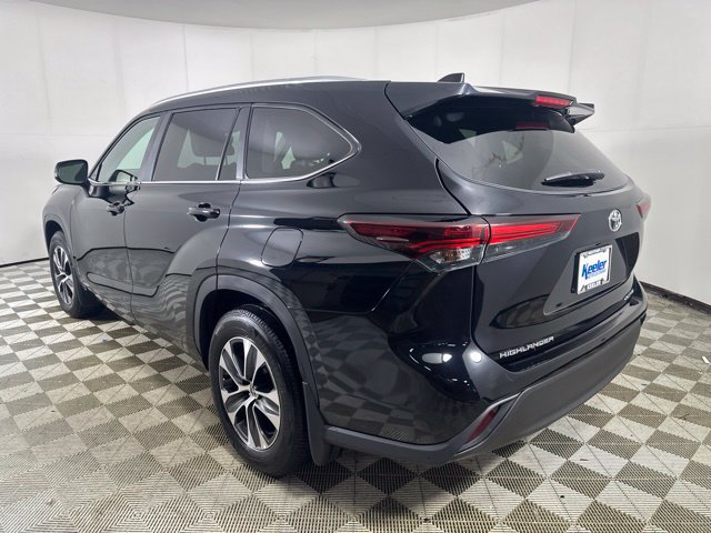 Used 2026 Toyota Highlander XLE AWD/4WD image 5