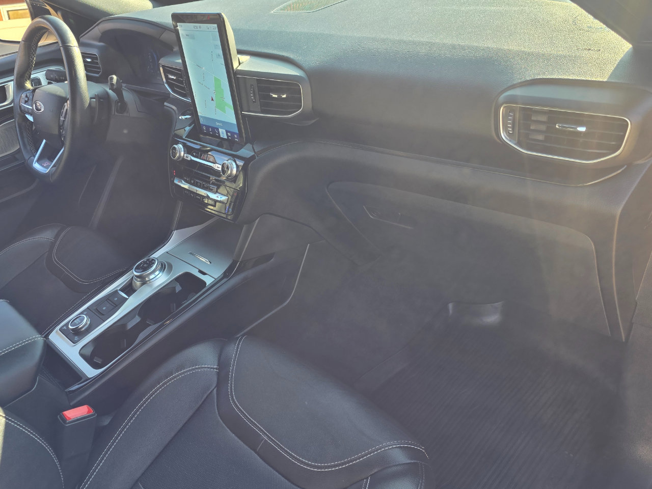 Used 2022 Ford Explorer ST w/ ST Street Pack image 27