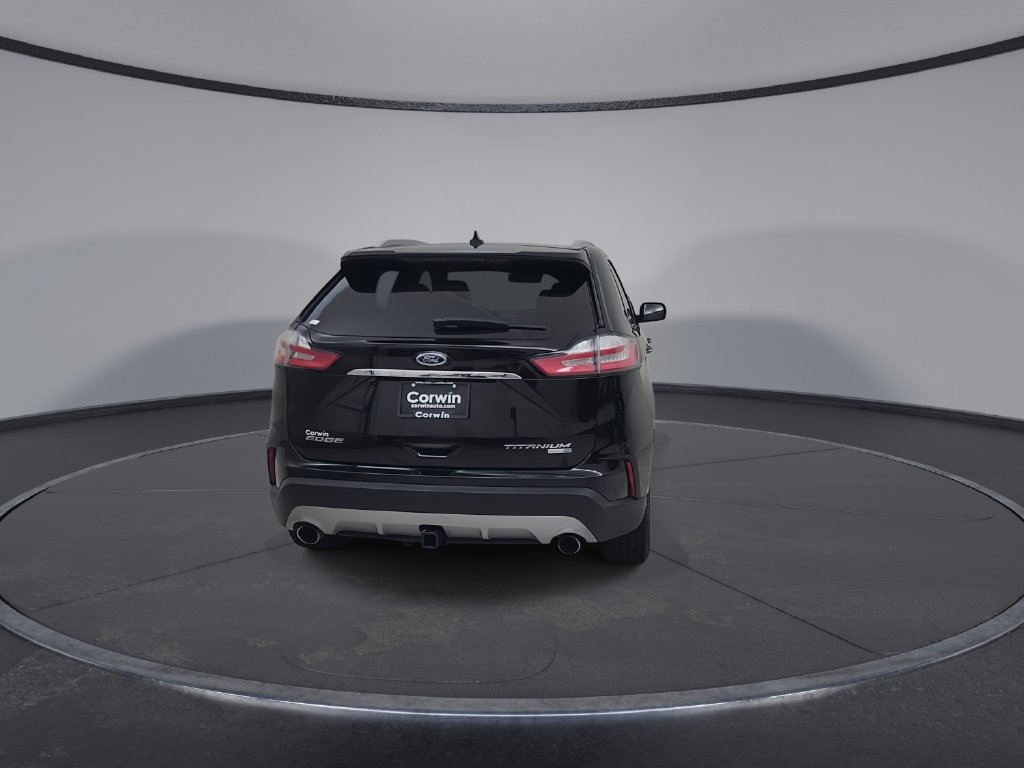 Used 2020 Ford Edge Titanium w/ Class II Trailer Tow Package AWD/4WD image 16