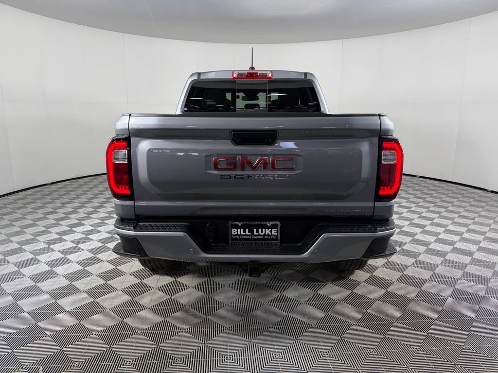 Used 2024 GMC Canyon Denali AWD/4WD image 7