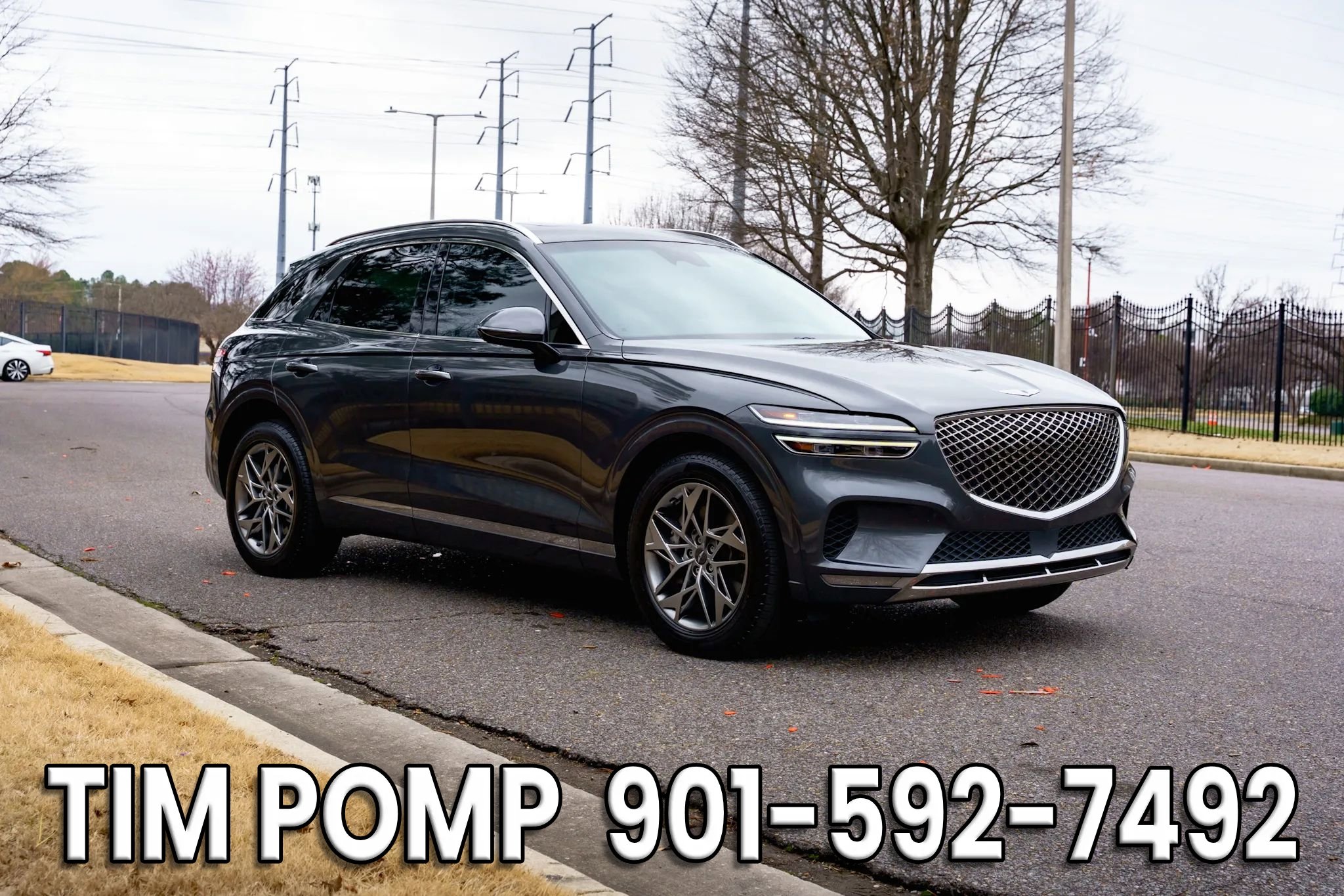 Used 2023 Genesis GV70 2.5T w/ Select Package image 4