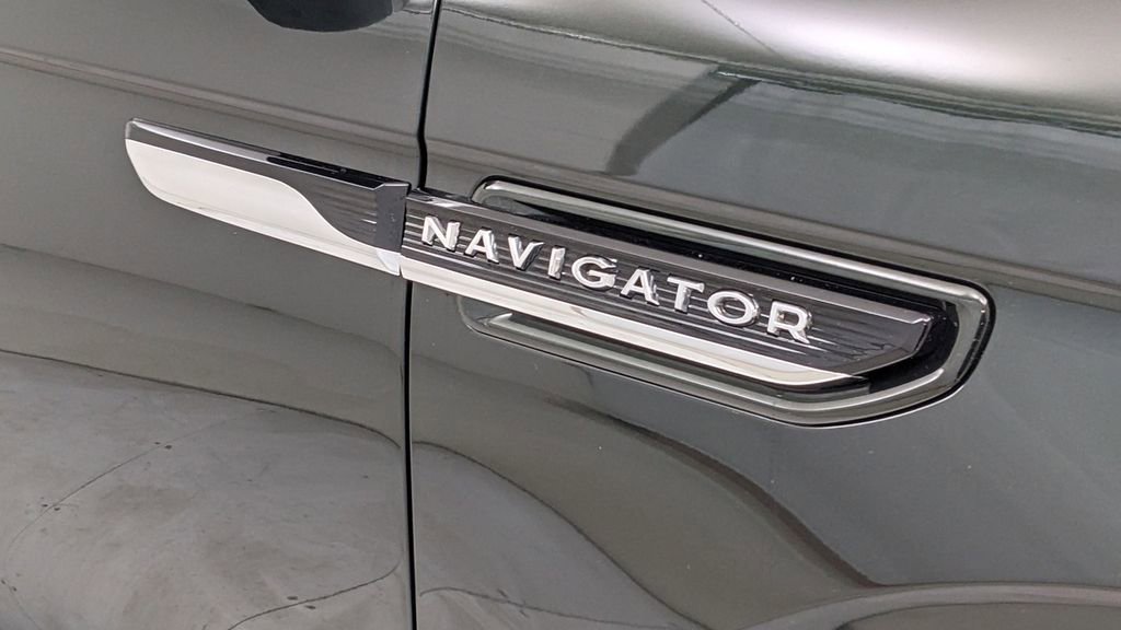 Used 2023 Lincoln Navigator Black Label image 45
