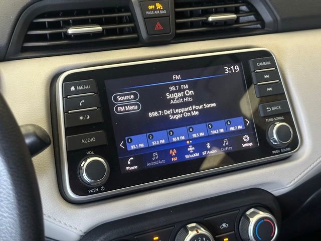 Used 2021 Nissan Versa SV FWD image 27
