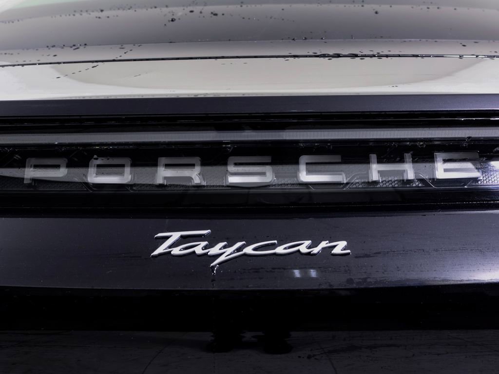 Certified 2025 Porsche Taycan w/ Premium Package image 11
