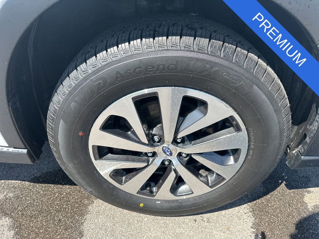 Used 2022 Subaru Outback Premium image 35