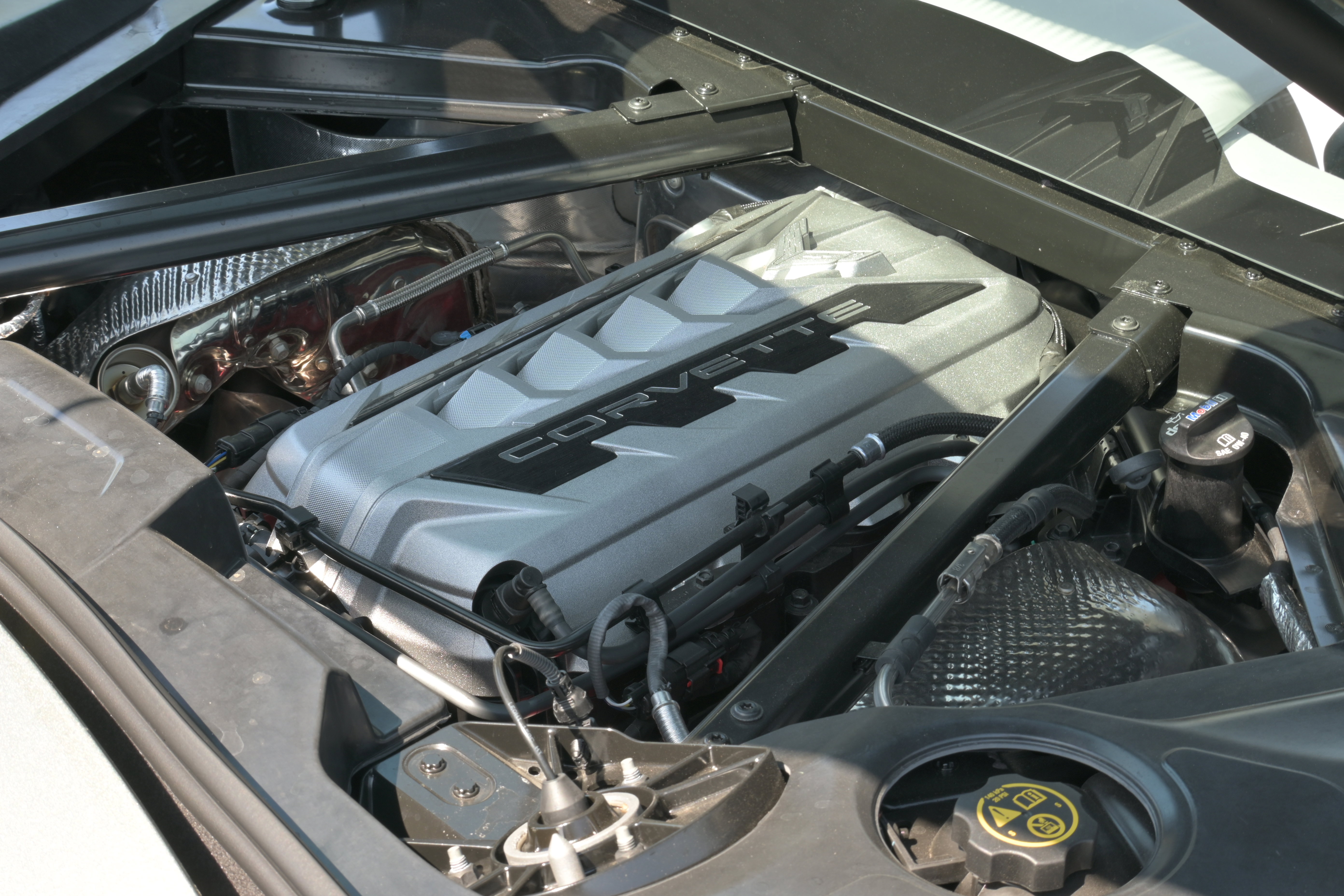 Used 2023 Chevrolet Corvette Stingray Premium Cpe w/ Z51 Performance Package RWD image 8