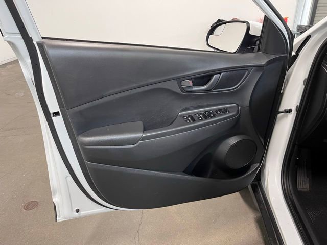 Used 2019 Hyundai Kona SE w/ Cargo Package FWD image 24