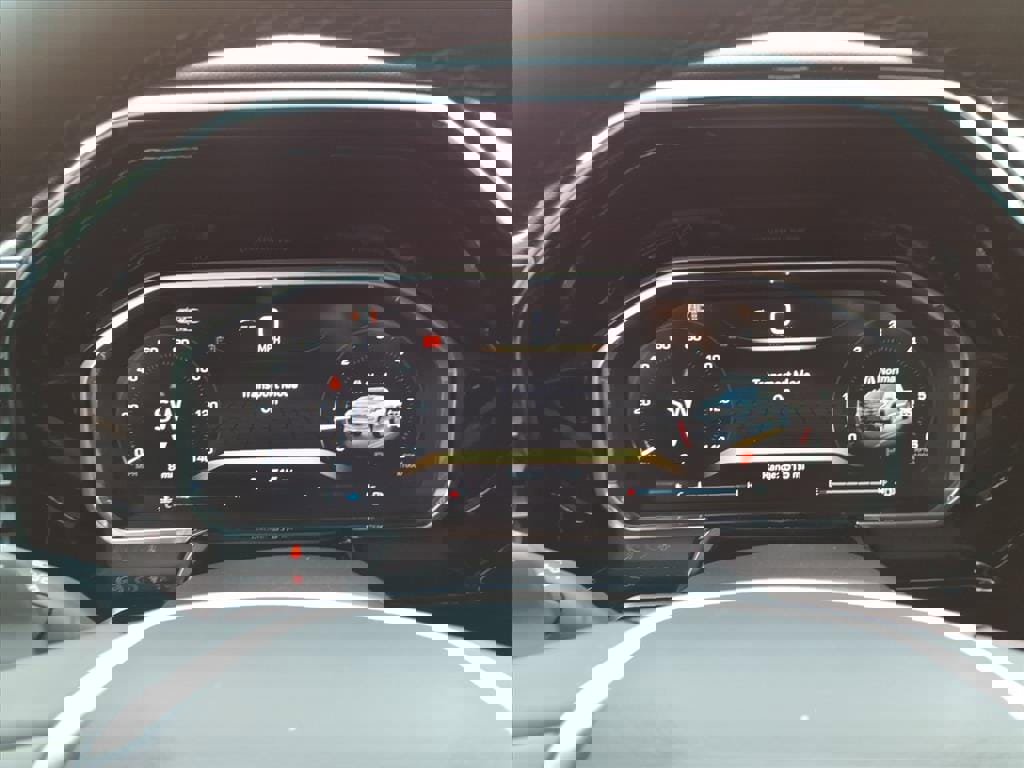 New 2026 GMC Sierra 1500 SLT image 16