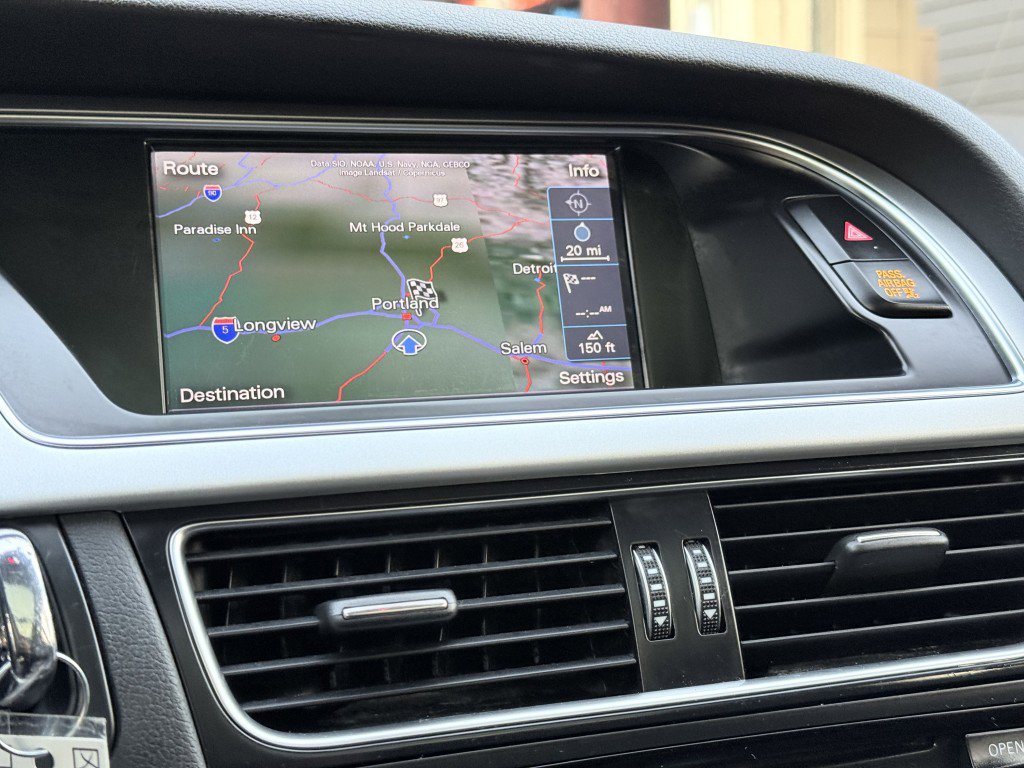 Used 2016 Audi A4 Premium Plus w/ Technology Package image 23