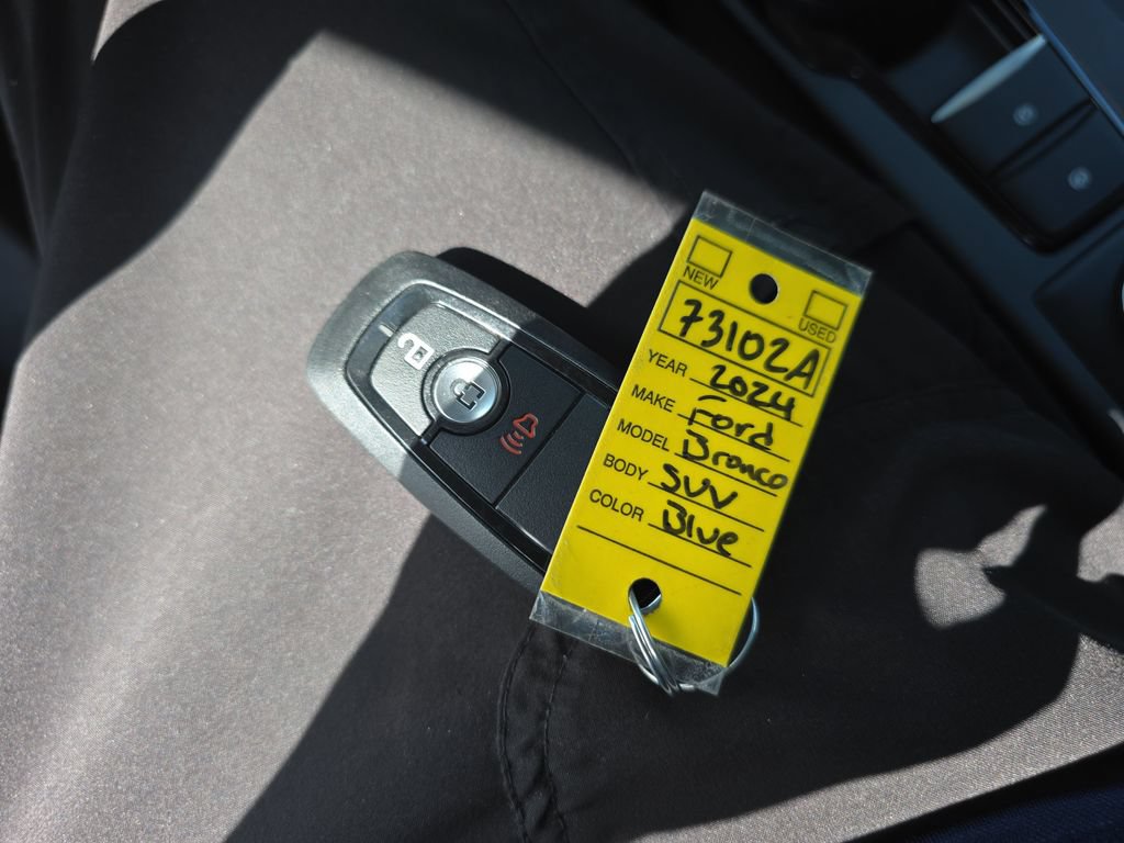 Used 2024 Ford Bronco Sport Heritage w/ Heritage Convenience Package AWD/4WD image 39