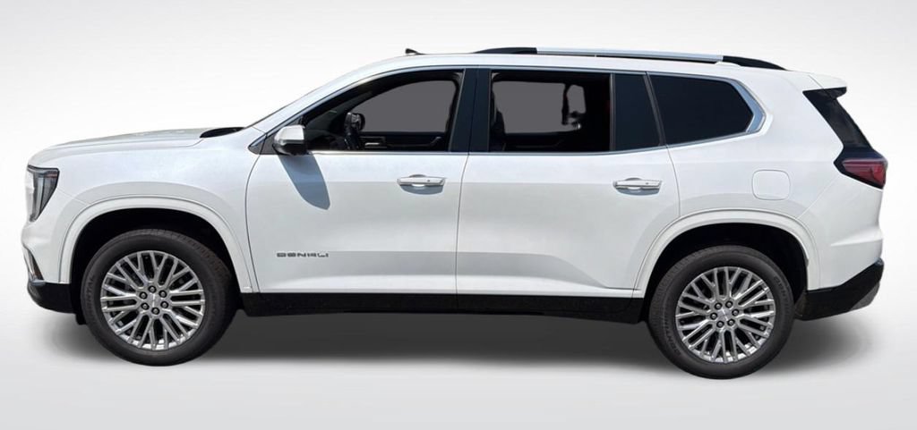 Used 2024 GMC Acadia Denali AWD/4WD image 4