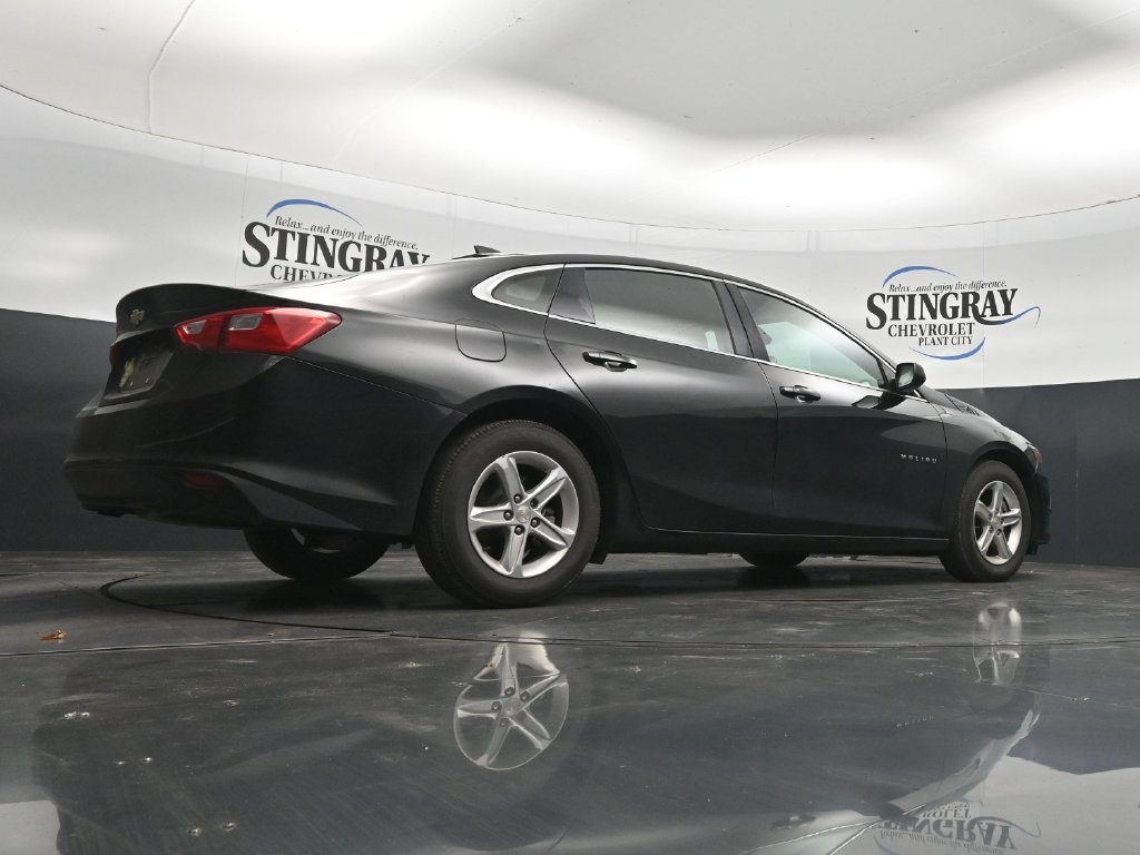 Used 2021 Chevrolet Malibu LS FWD image 32