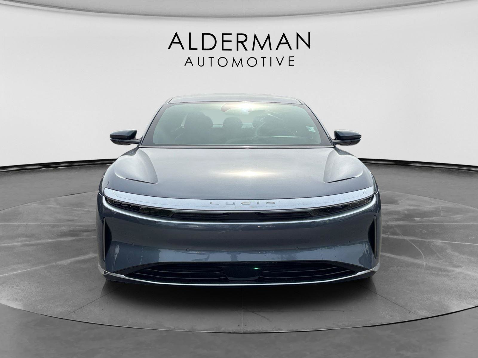 Used 2024 Lucid Air Pure RWD image 9