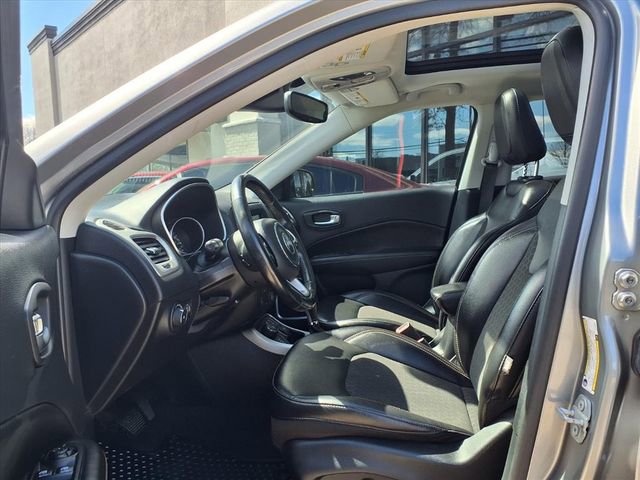 Used 2020 Jeep Compass Latitude image 17