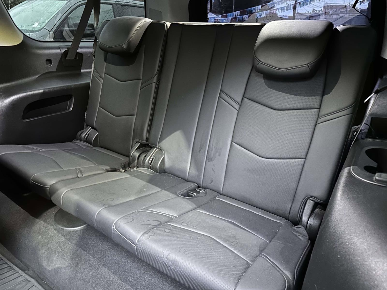 Used 2019 Cadillac Escalade ESV Luxury image 19