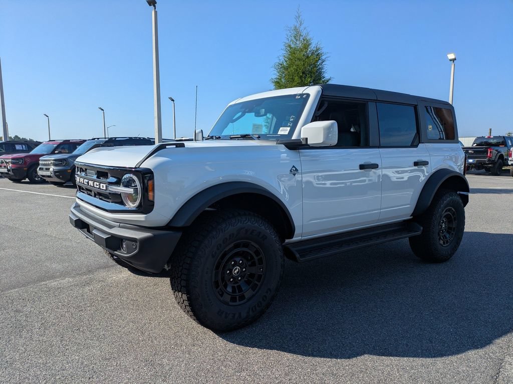 New 2026 Ford Bronco Outer Banks w/ Sasquatch Package AWD/4WD image 8