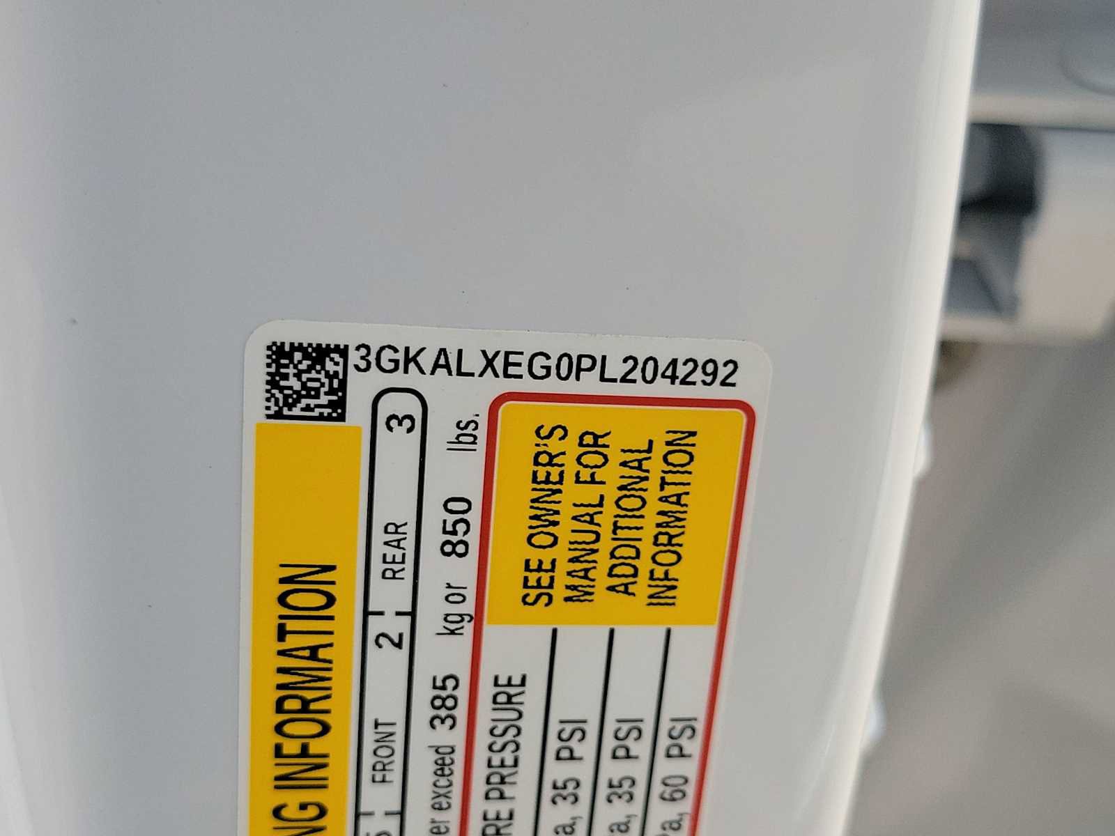 Used 2023 GMC Terrain Denali image 17