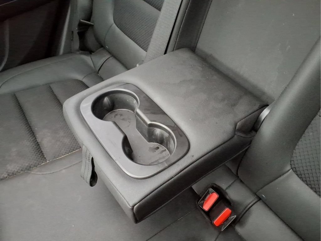 Used 2022 Chevrolet TrailBlazer RS w/ Sun and Liftgate Package FWD image 31