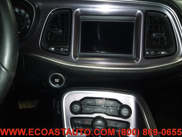 Used 2018 Dodge Challenger R/T w/ Blacktop Package RWD image 12
