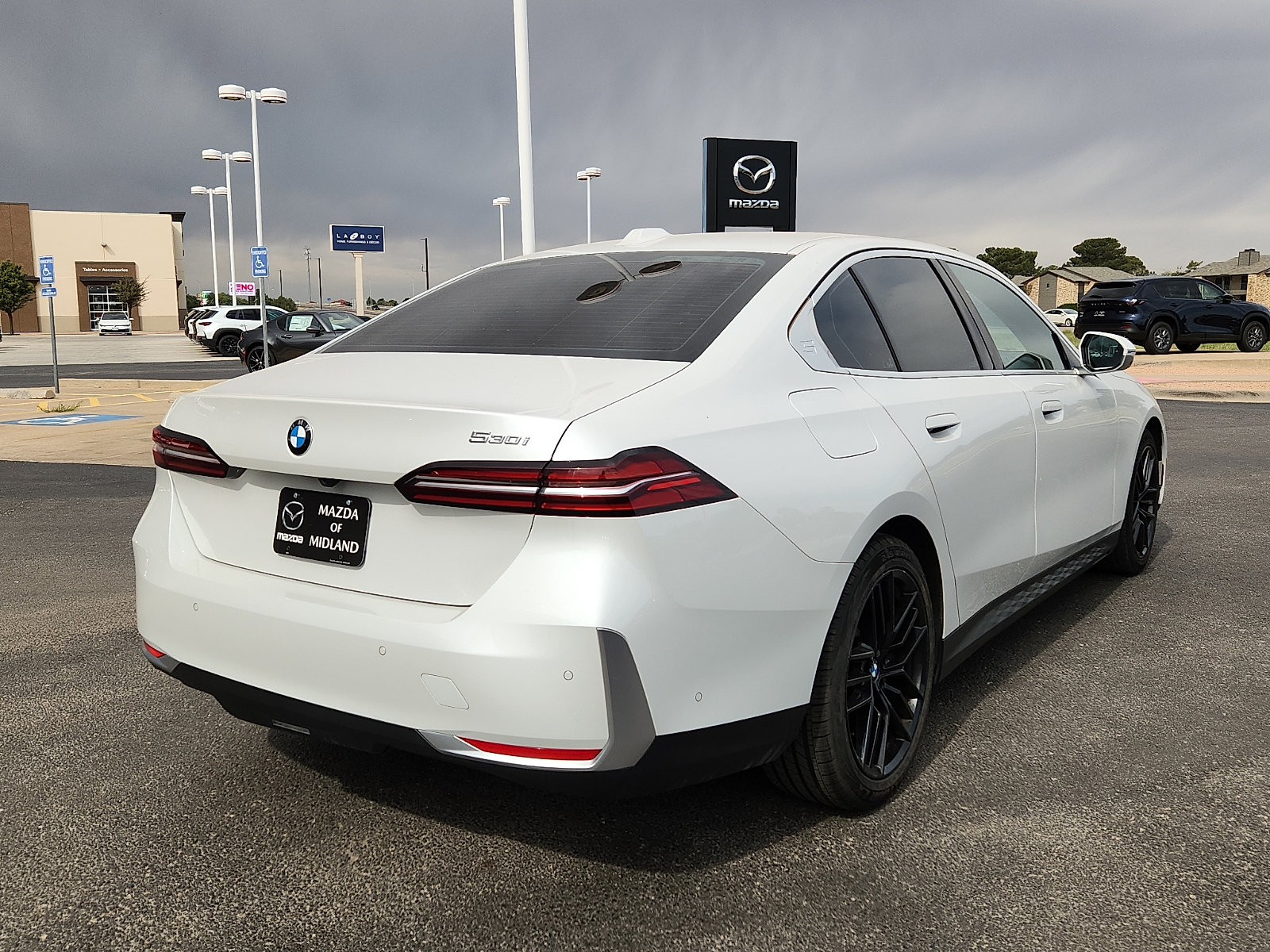 Used 2024 BMW 530i RWD image 7