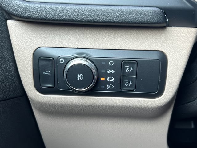 Used 2022 Ford Escape SEL AWD/4WD image 18