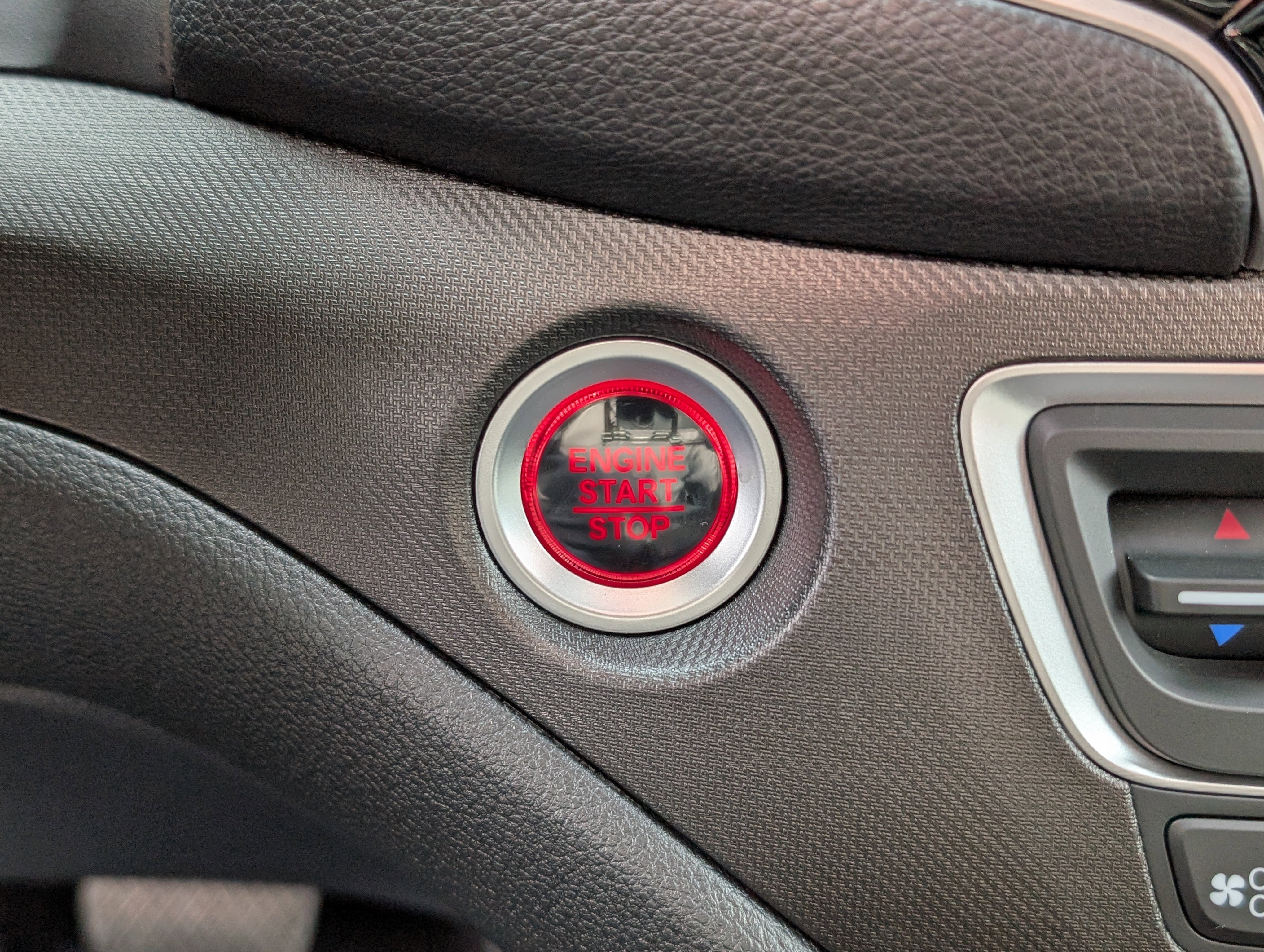 Used 2025 Honda Ridgeline TrailSport image 25