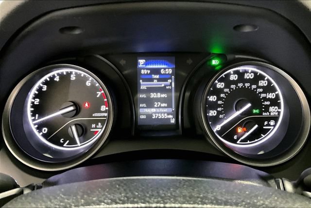 Used 2022 Toyota Camry SE FWD image 17