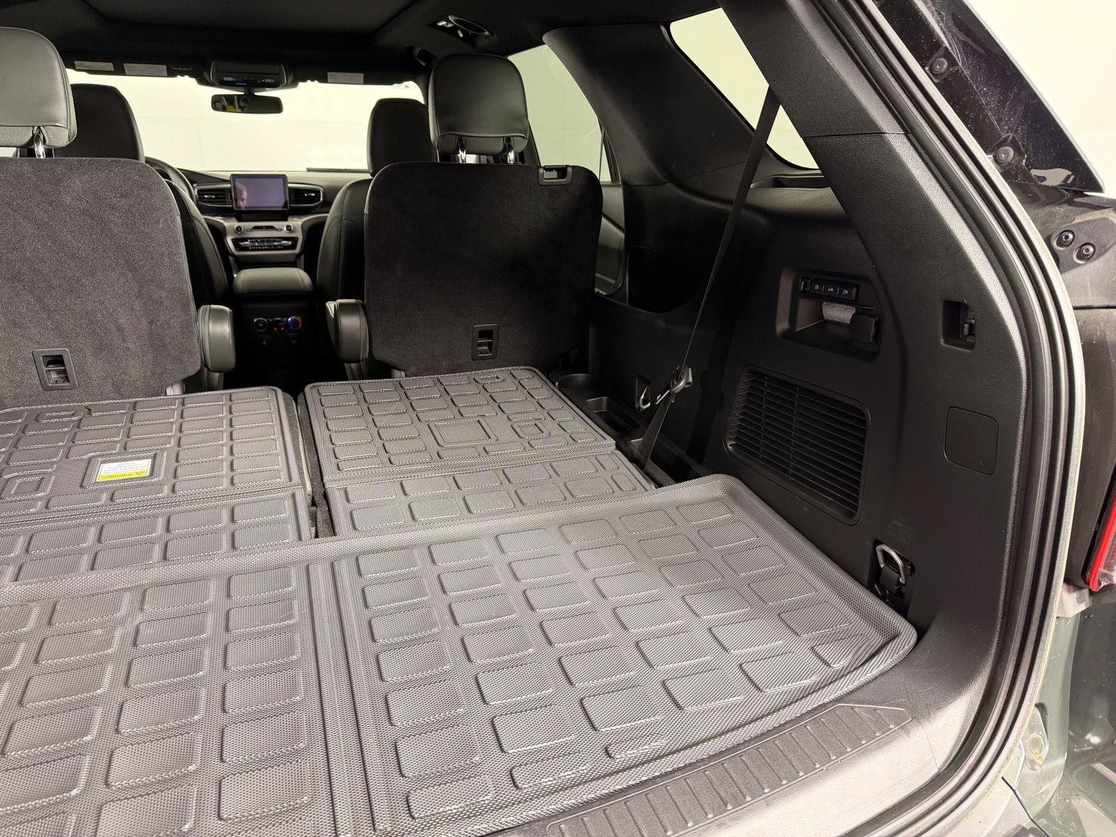 Used 2024 Ford Explorer Timberline w/ Timberline Technology Package AWD/4WD image 6