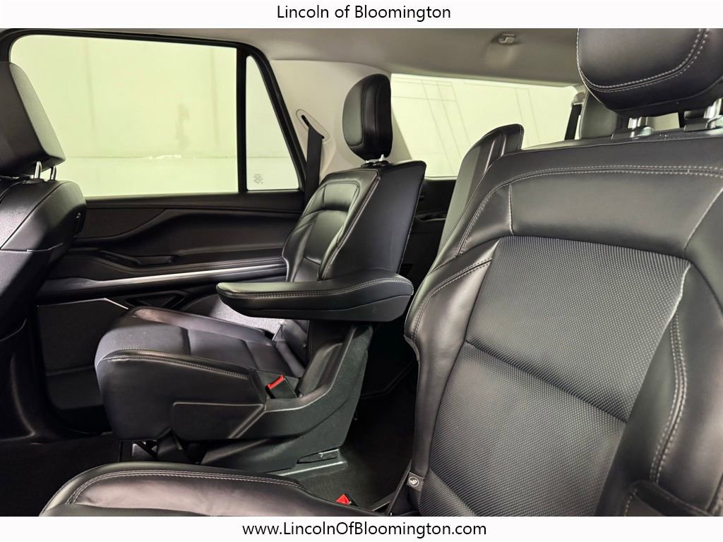 Used 2025 Lincoln Navigator L Reserve image 51