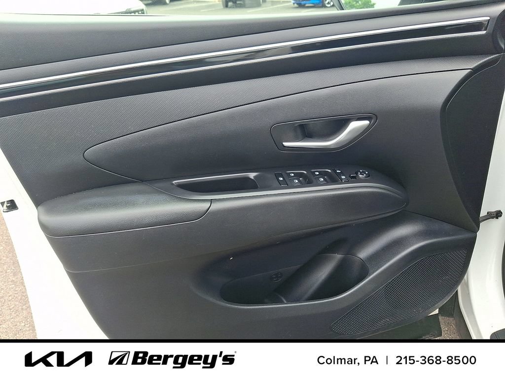 Used 2024 Hyundai Tucson SE AWD/4WD image 14