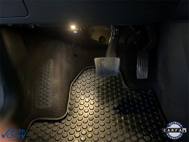 Used 2017 Jeep Cherokee Overland w/ Technology Group image 29