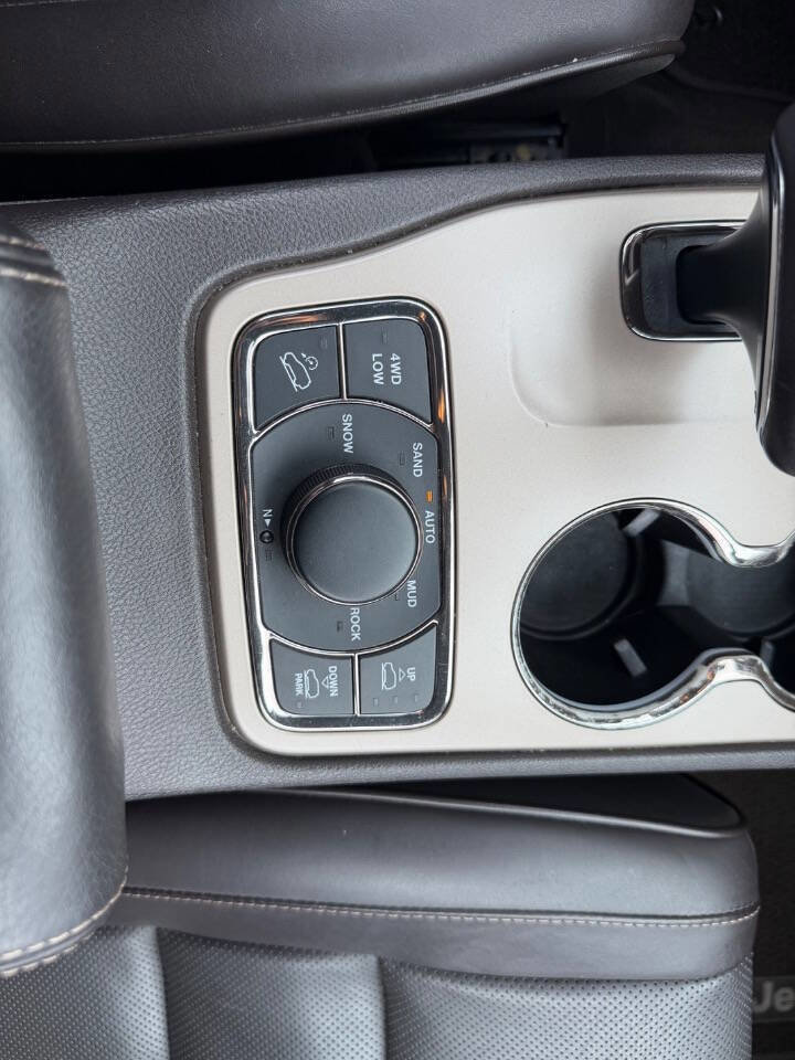 Used 2014 Jeep Grand Cherokee Summit AWD/4WD image 47