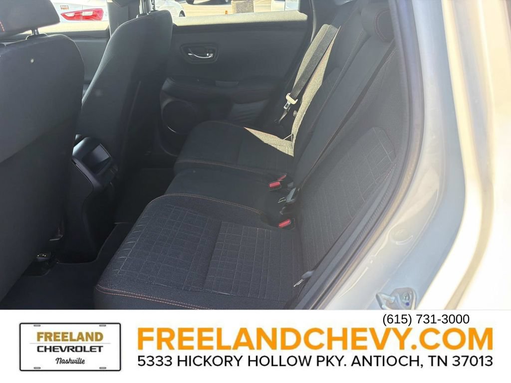 Used 2025 Honda HR-V Sport image 16