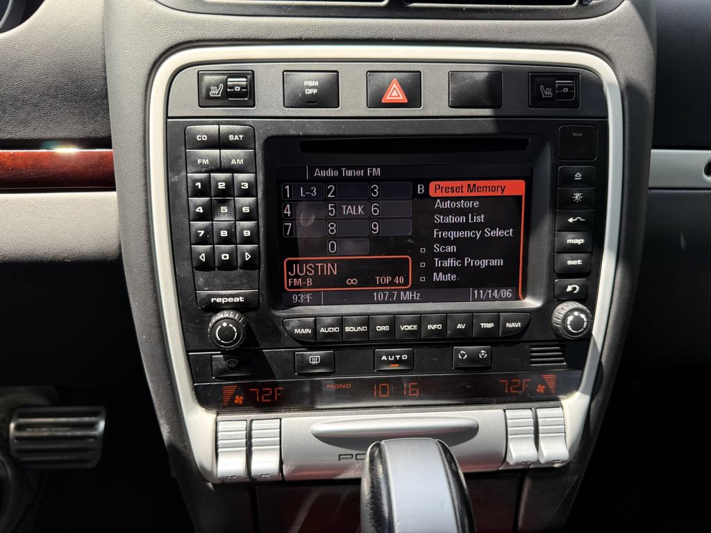 Used 2005 Porsche Cayenne Turbo AWD/4WD image 16