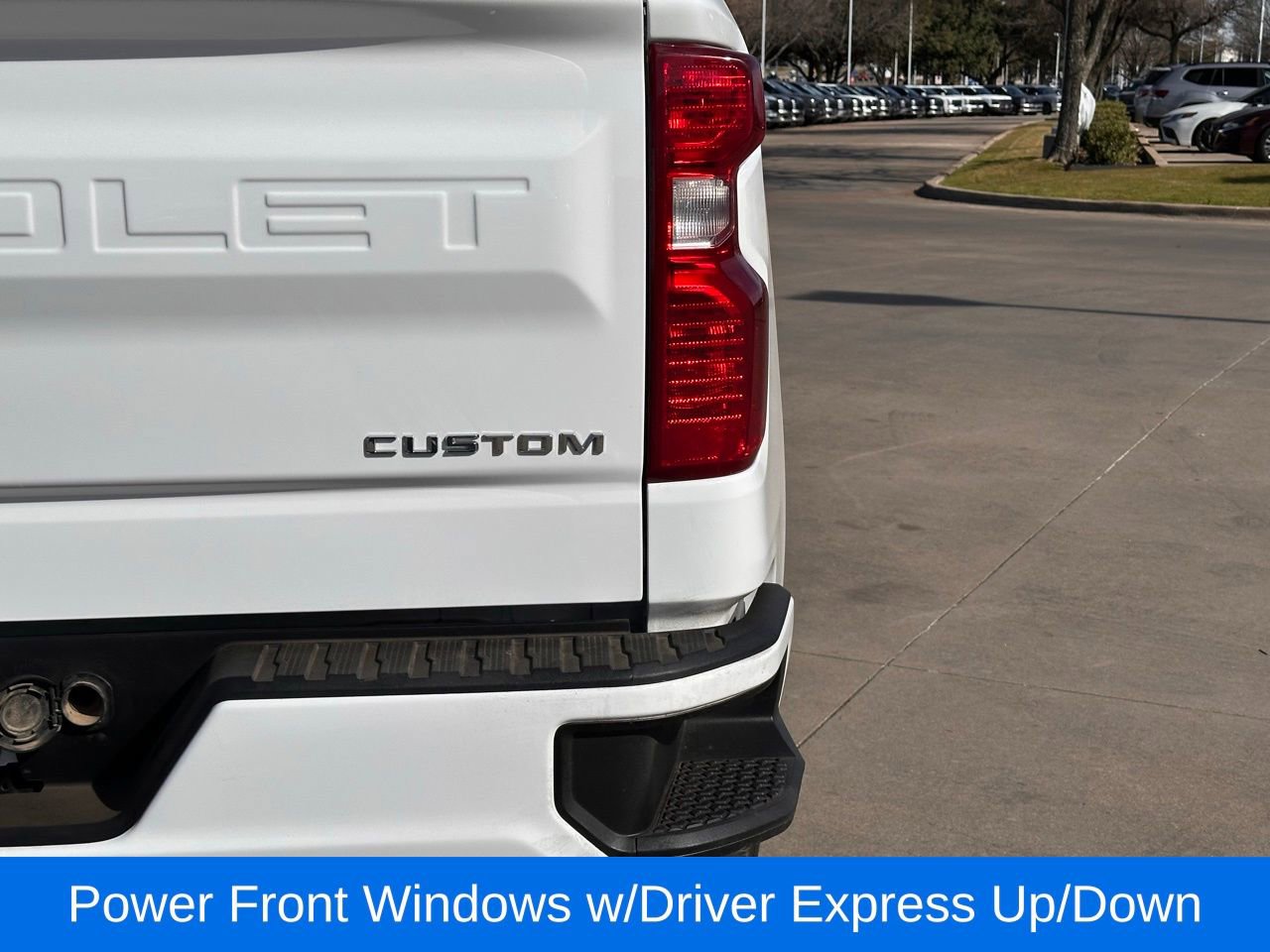 Used 2023 Chevrolet Silverado 1500 Custom image 15