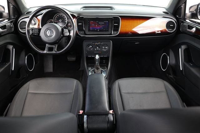 Used 2013 Volkswagen Beetle 2.5 Fender FWD image 2