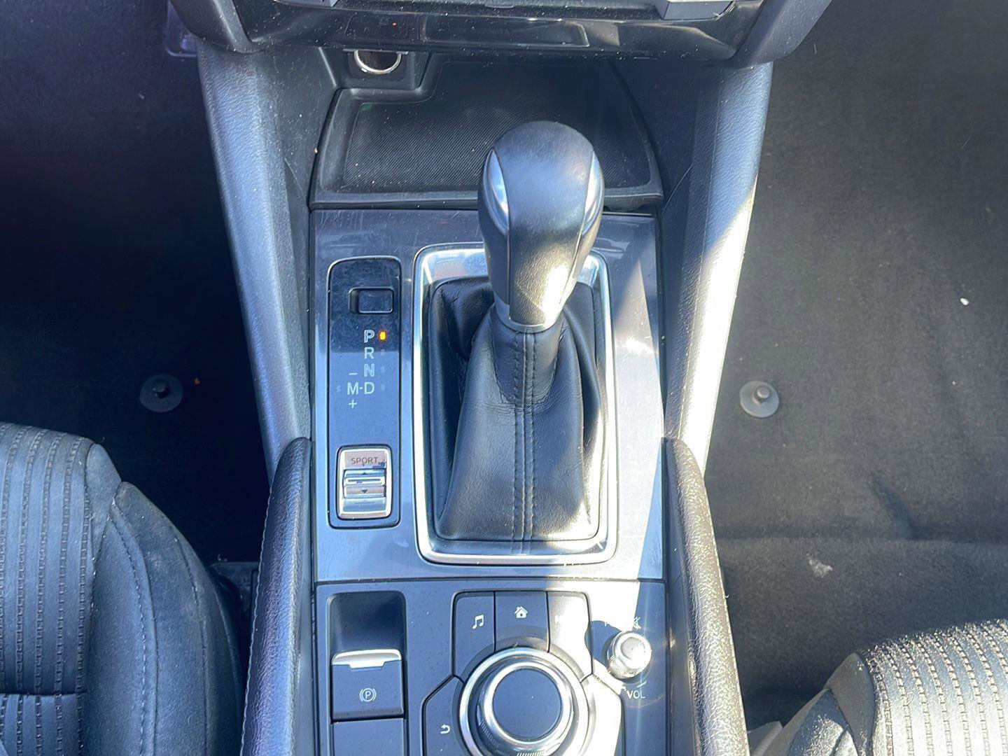 Used 2017 MAZDA MAZDA6 Sport FWD image 18