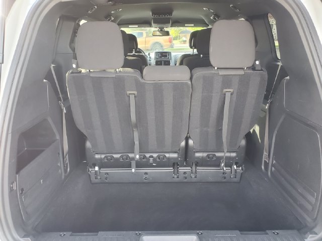 Used 2020 Dodge Grand Caravan SE FWD image 26