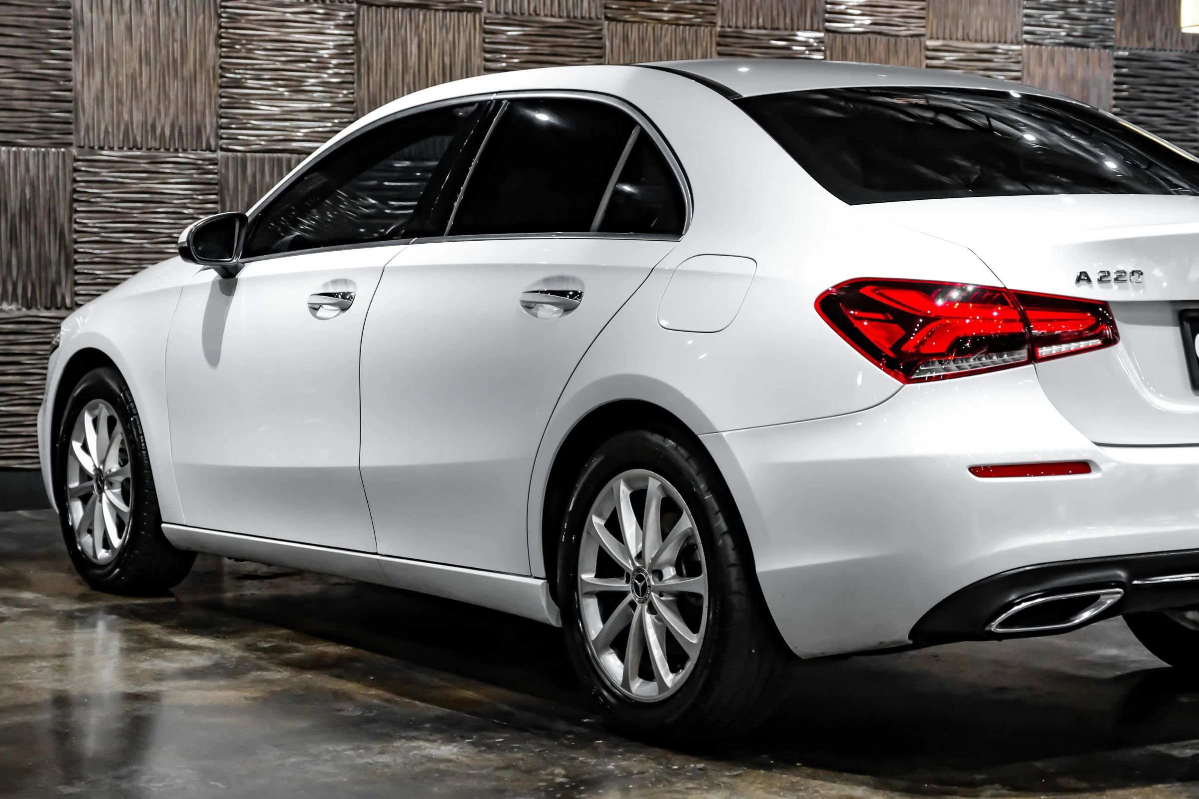 Used 2019 Mercedes-Benz A 220 image 17