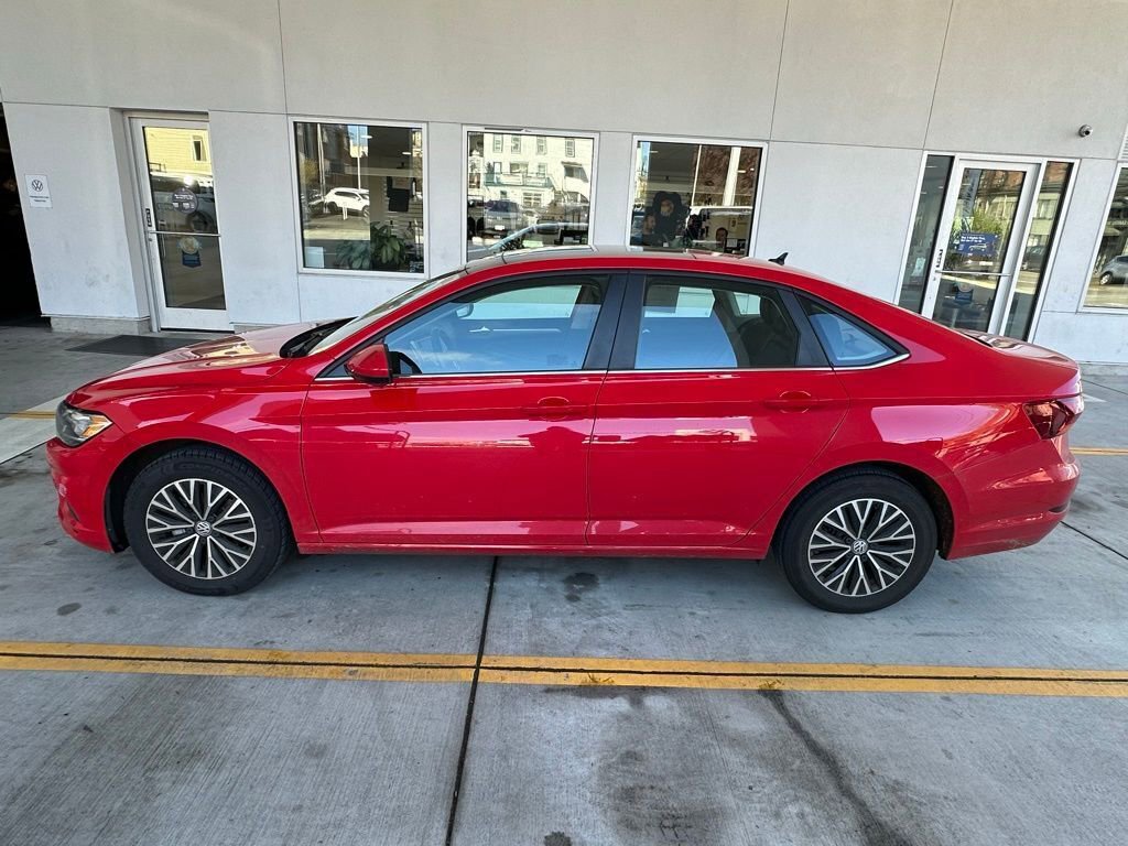 Used 2019 Volkswagen Jetta SE image 4