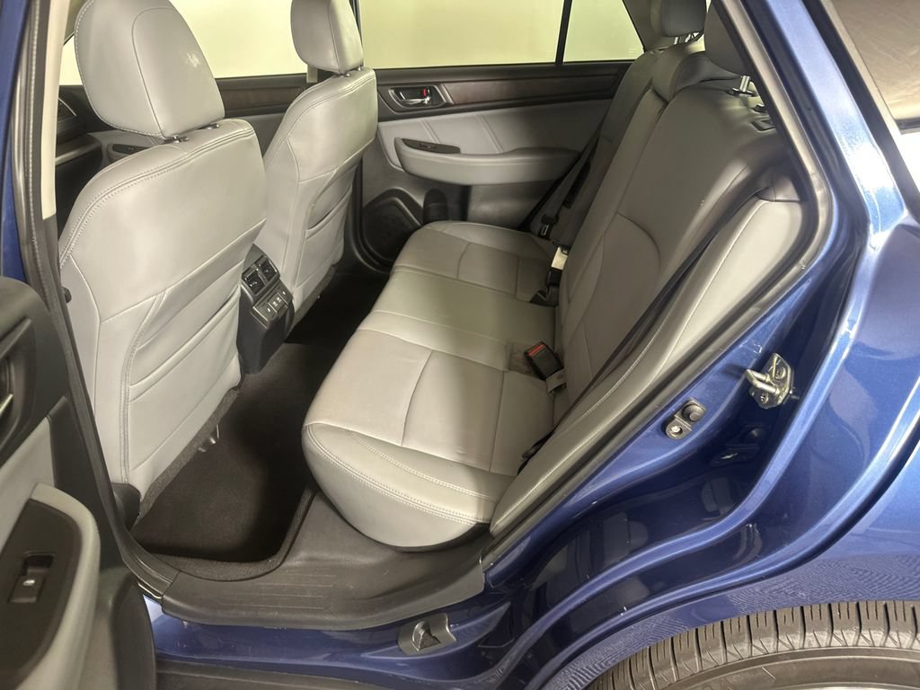 Used 2019 Subaru Outback 2.5i Limited AWD/4WD image 21