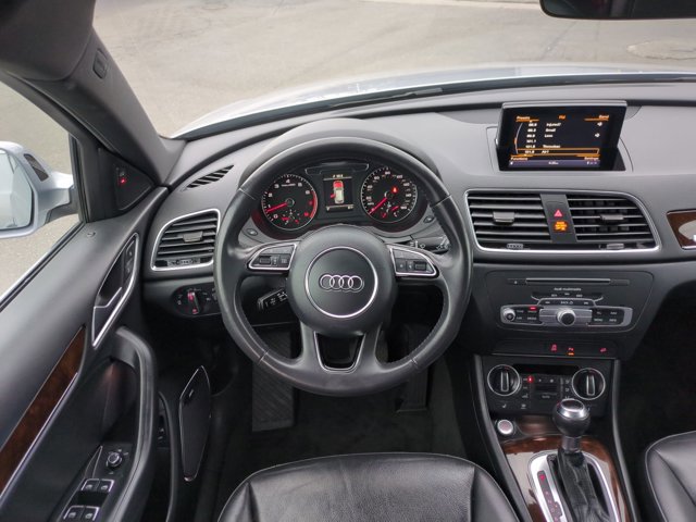 Used 2018 Audi Q3 2.0T Premium Plus w/ Premium Plus Package image 14