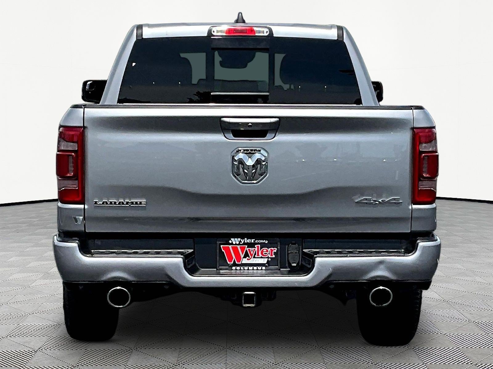 Used 2023 RAM 1500 Laramie AWD/4WD image 5