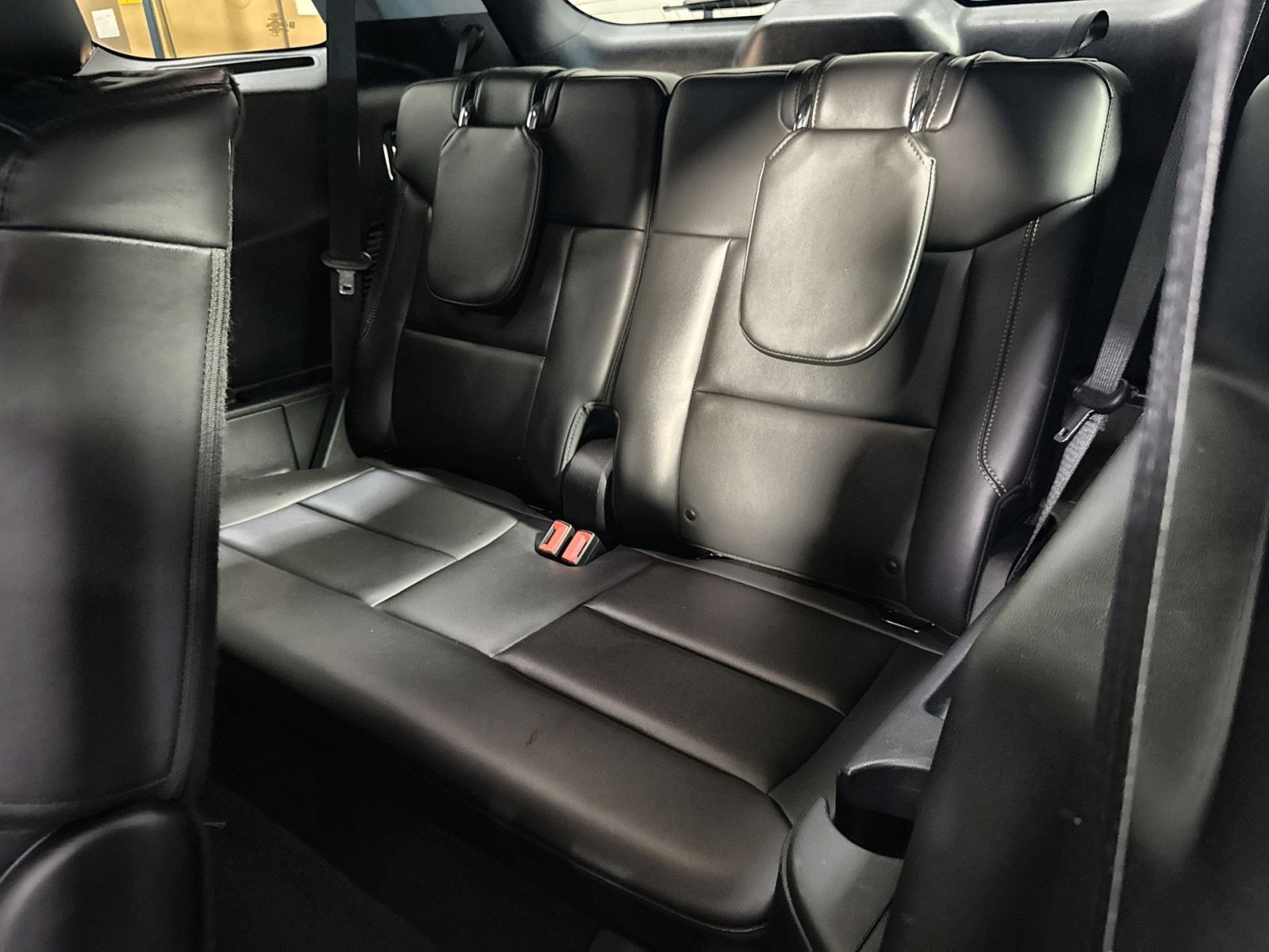 Used 2022 Ford Explorer XLT w/ Equipment Group 202A image 30