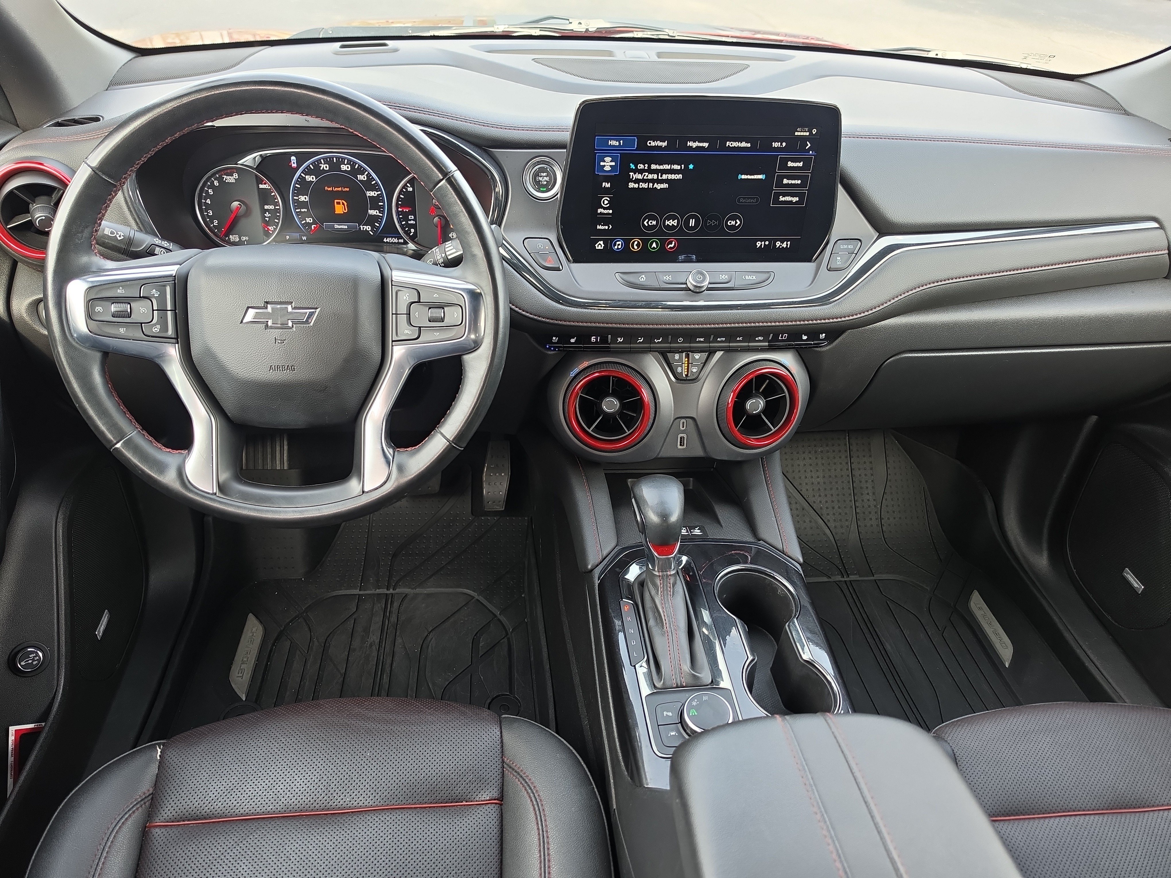 Used 2023 Chevrolet Blazer RS w/ Enhanced Convenience Package FWD image 9