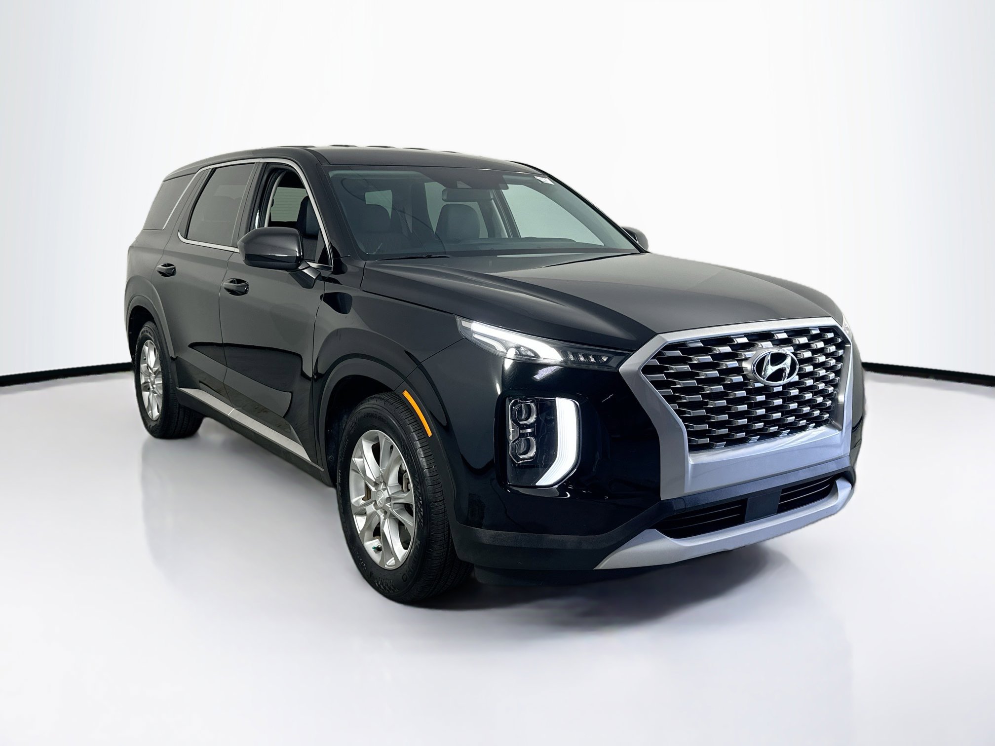 Used 2021 Hyundai Palisade SE FWD image 3